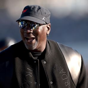 Το ολοκαίνουργιο, πανάκριβο ρολόι του Michael Jordan είναι για λίγους και εκλεκτούς