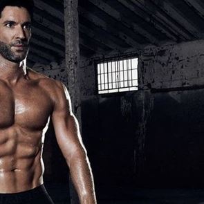 Μαθήματα ανάπτυξης μυϊκής μάζας από τον Lucifer