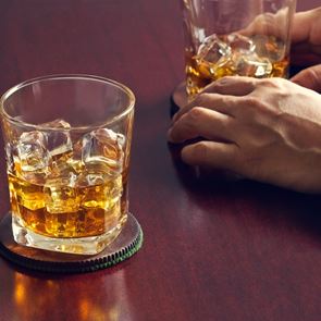 Whisky brand ψάχνει μοντέλο χεριών με μισθό $100.000