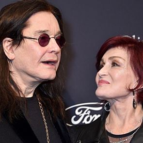 Όταν η Sharon Osbourne &#39;έκανε την ανάγκη&#39; της στο χασίς του Ozzy