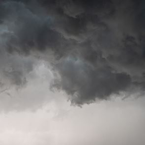 Υπάρχει επιστημονική εξήγηση για τον &quot;μαύρο ουρανό&quot; της Μεγάλης Παρασκευής