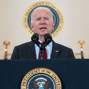 O Joe Biden δεν έχει χρόνο για χάσιμο