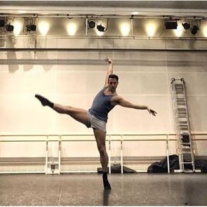 Ο Στέφανος Δημουλάς είναι ο πρώτος Έλληνας καλλιτέχνης σε λίστα του Forbes