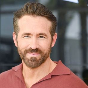 Ryan Reynolds, θέλουμε το κοστούμι σου