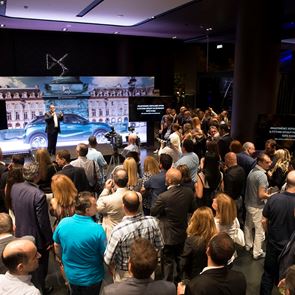 Στα εγκαίνια του πρώτου DS STORE στην Αθήνα