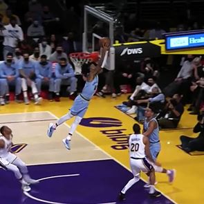 Ο Ja Morant μόλις μας έδωσε τη φάση της σεζόν στο ΝΒΑ