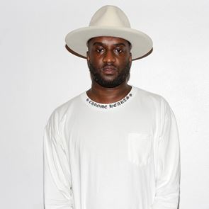 Την γκαρνταρόμπα του Damien Hirst δημοπράτησε ο Virgil Abloh