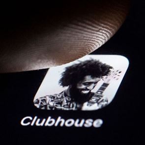 Μπορεί το Clubhouse να γίνει το TikTok του &lt;em>2021&lt;/em>;