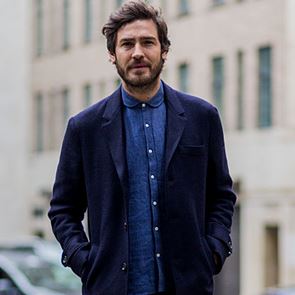 Το μπλε είναι πάντα στη <em>μόδα</em>