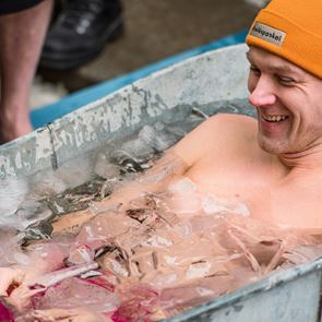 Μήπως το κρύο μπάνιο είναι τελικά μάπα; Τα νέα στοιχεία