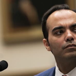 Rohit Chopra, ένας από τους κρυφούς άσους του Joe Biden