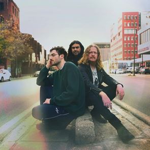 Στο νέο βίντεο κλιπ των Darkside, βασιλεύει το vintage σκοτάδι