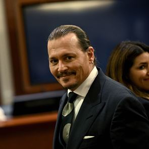 Ο Johnny Depp κάνει comeback στο δικαστήριο