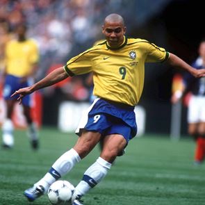 Όλοι νοσταλγούν το ποδόσφαιρο των 90s