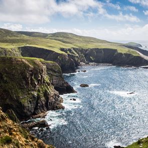 Ένα μαγικό νησί της Ιρλανδίας αναζητά νέους κατοίκους