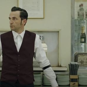 Το The Waiter του Στιβ Κρικρή πάει Netflix