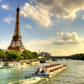 10 μπιζάρ trivia για τον Πύργο του Άιφελ