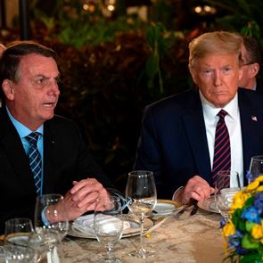 Ο Jair Bolsonaro αποκάλεσε &quot;λαπάδες&quot; τους δημοσιογράφους