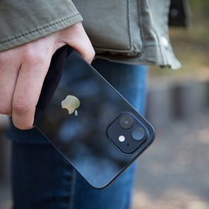 Πώς θα μετατρέψεις το πίσω μέρος του <em>iPhone</em> σε έξτρα πλήκτρο