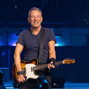 Ο Bruce Springsteen αναβάλλει κι άλλες εμφανίσεις του εξαιτίας προβλημάτων με τη φωνή