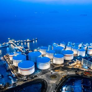 Πώς το το αμερικανικό LNG κερδίζει τη μάχη της ενέργειας