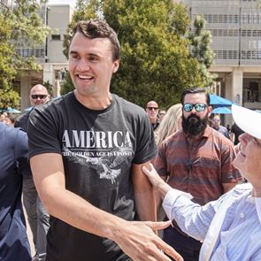 &#39;Η δολοφονία του Τσάρλι Κερκ&#39;: Μυστηριώδες βιβλίο εμφανίστηκε στο διαδίκτυο πριν την δολοφονία