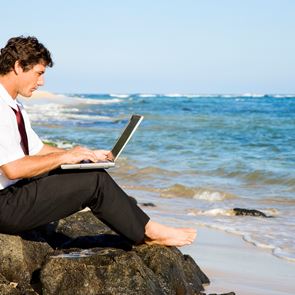 Απεριόριστες &lt;em>διακοπές&lt;/em>, αυτή η απάτη