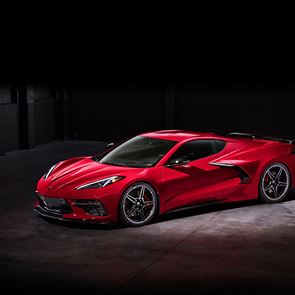 Η νέα Corvette αποκαλύφθηκε και κοιτά στα μάτια κάθε <em>Ferrari</em>