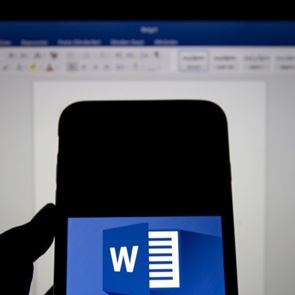 Αν δεν αισθάνεσαι αρκετά μεγάλος, το Microsoft Word σαραντάρισε