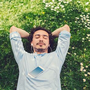 Υπάρχει ένα τραγούδι που συμβάλει σημαντικά στη μείωση του άγχους και του στρες