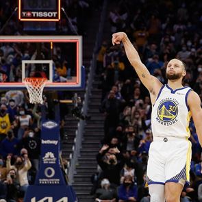 Ο Steph Curry άλλαξε το παιχνίδι