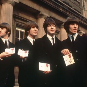 Ήρθε η ώρα να προτείνουμε τους ιδανικούς Beatles για τον Sam Mendes