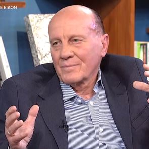 Ο Μίμης Δομάζος δε θέλει να μιλά για τη Βίκυ Μοσχολιού