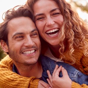 Η Gen Z πιστεύει ότι οι άντρες πρέπει να αναλάβουν τα ηνία στις σχέσεις