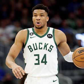 H πληρωμένη απάντηση του Γιάννη Αντετοκούνμπο σε δημοσιογράφο