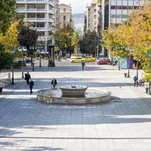 Η βρετανική μετάλλαξη του &lt;em>κορονοϊού&lt;/em> σαρώνει τη χώρα
