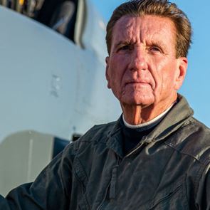 H περιπετειώδης ζωή του δισεκατομμυριούχου Larry Connor