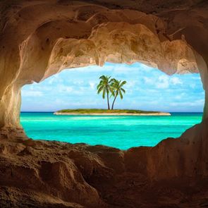 Το ομορφότερο νησί στις Μπαχάμες βγαίνει στο σφυρί