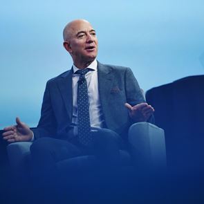 Οι πλουσιότεροι άνθρωποι του πλανήτη το 2021 σύμφωνα με το Forbes