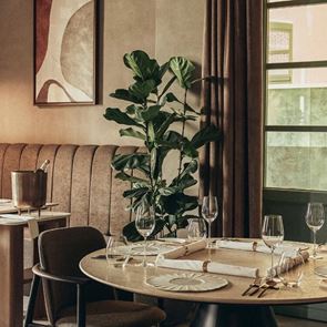 Γαστρονομικές εμπειρίες και δείπνο Αγίου Βαλεντίνου στο Makris Athens by Domes