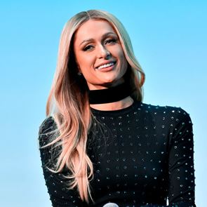 Η Paris Hilton μάζεψε $1 εκατ. για τους πυρόπληκτους στο Λος Άντζελες, αφού έχασε το δικό της σπίτι