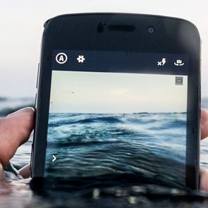 Η Land Rover ετοιμάζει το πιο σκληροτράχηλο smartphone