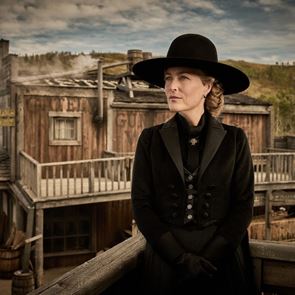 Gillian Anderson και Lena Headey πρωταγωνιστούν στη νέα σειρά γουέστερν του &lt;em>Netflix&lt;/em>