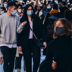 Κορονοϊός: Μία ανάσα από τους 100 θανάτους