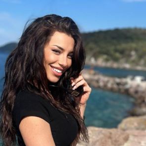 Μια ματιά στο καυτό Instagram της Ειρήνης Στεριανού