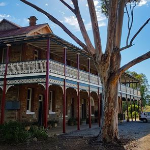 Ολόκληρο &lt;em>ξενοδοχείο&lt;/em> πωλείται για 40 ευρώ στην Αυστραλία