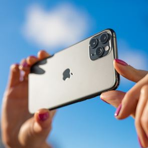 Αποκαλύφθηκε κενό ασφαλείας σε <em>iPhone</em> και iPad