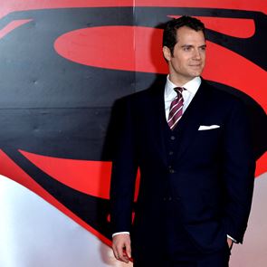 Ο Henry Cavill επιστρέφει και επισήμως ως Superman