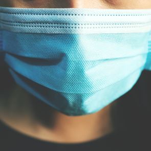 Τι πρέπει να γνωρίζεις για την υποχρεωτική χρήση της <em>μάσκας</em>