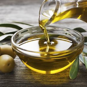 Τι συμβαίνει με την τιμή και τη φήμη του ελληνικού ελαιολάδου